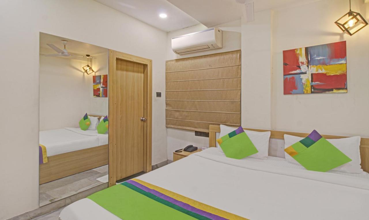 Treebo The Boss Hotel Rāipur Exterior photo