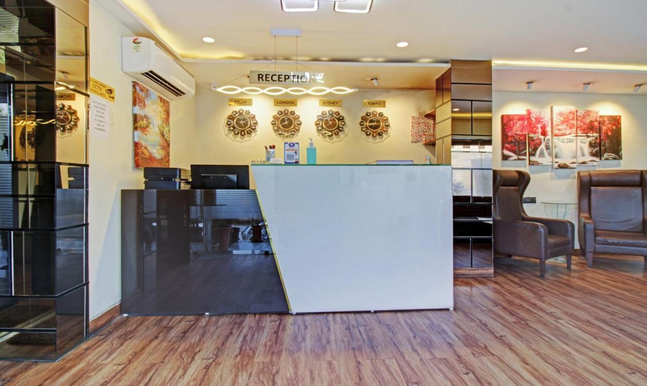 Treebo The Boss Hotel Rāipur Exterior photo