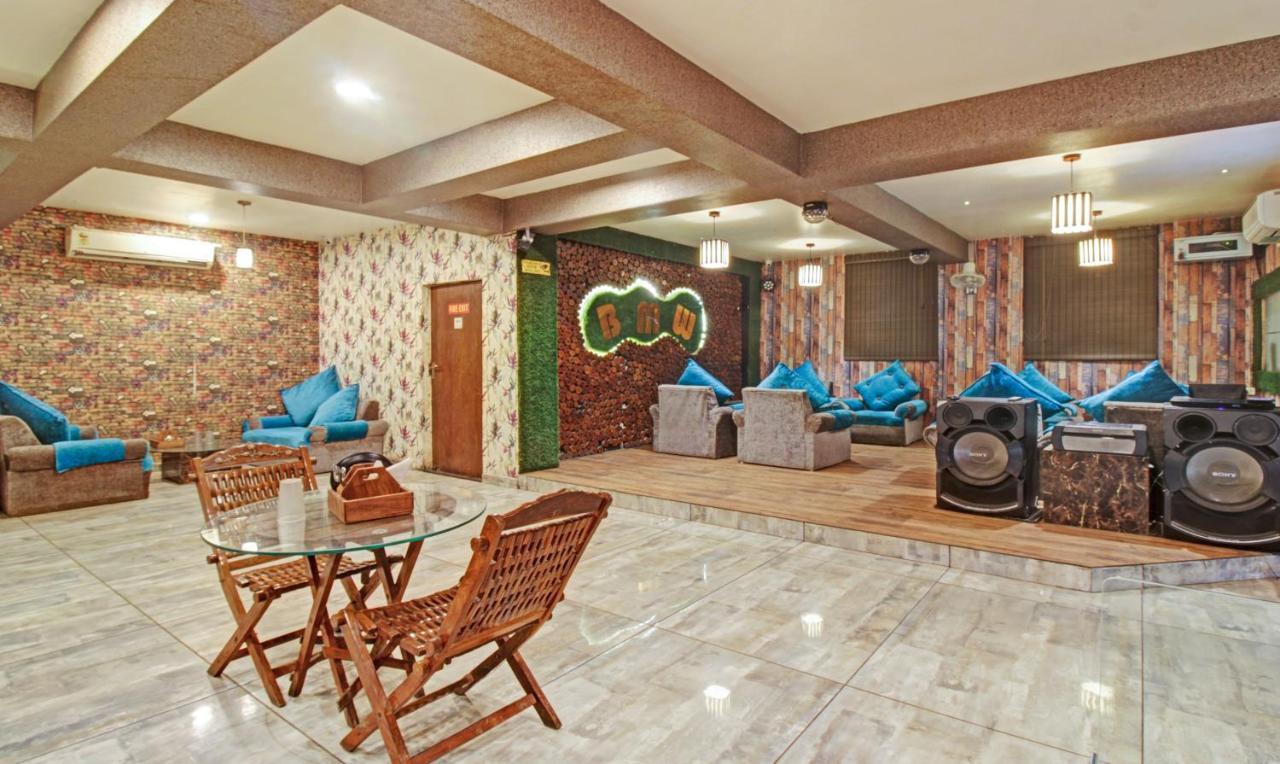 Treebo The Boss Hotel Rāipur Exterior photo