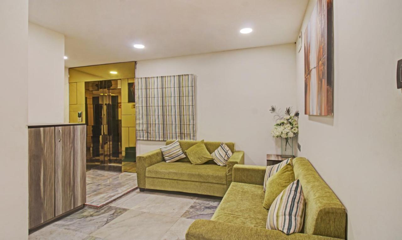 Treebo The Boss Hotel Rāipur Exterior photo