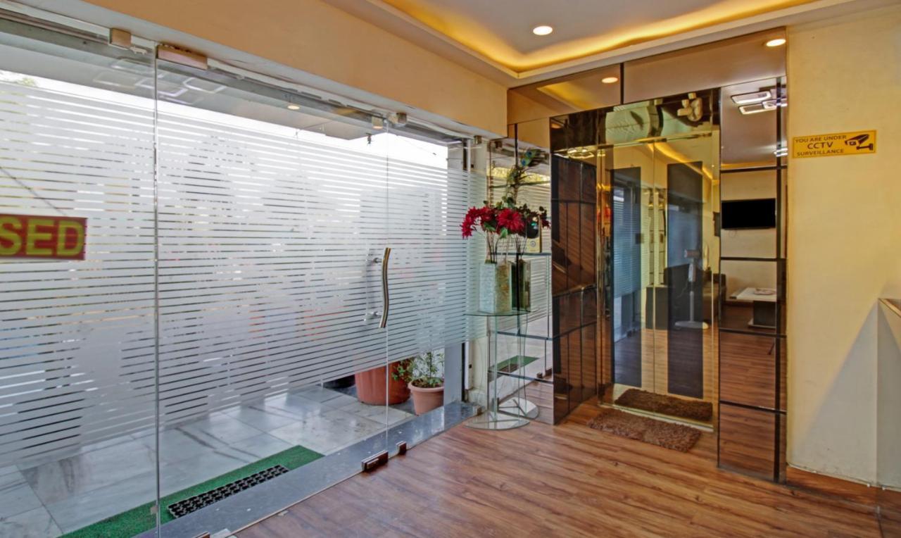 Treebo The Boss Hotel Rāipur Exterior photo